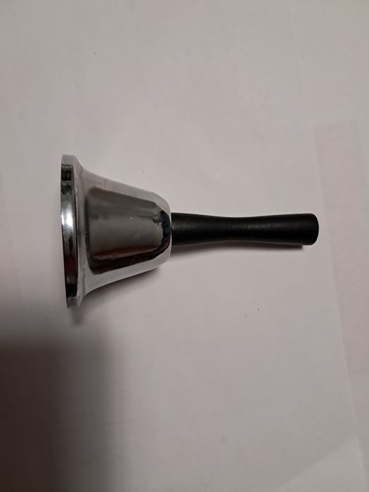 Продам для декора сувенирные тарелки, парусник