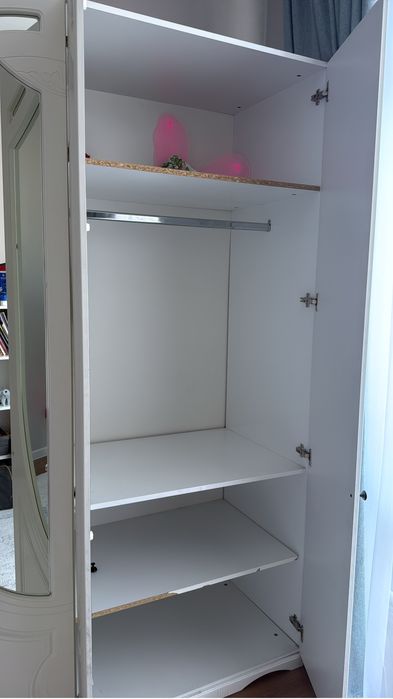 Шкаф 4-х дверный