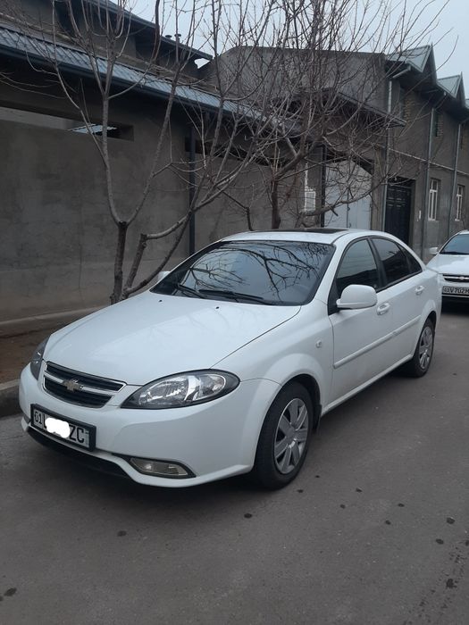 Sotiladi 2016 yil 3 pozitsiya Metan 4 pokolena