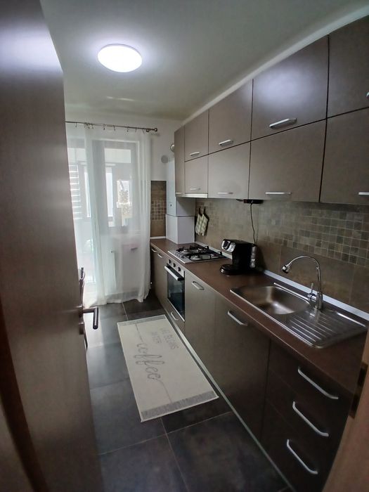 Vand apartament 2 camere