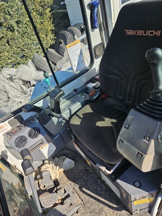 Mini excavator Tacheuci