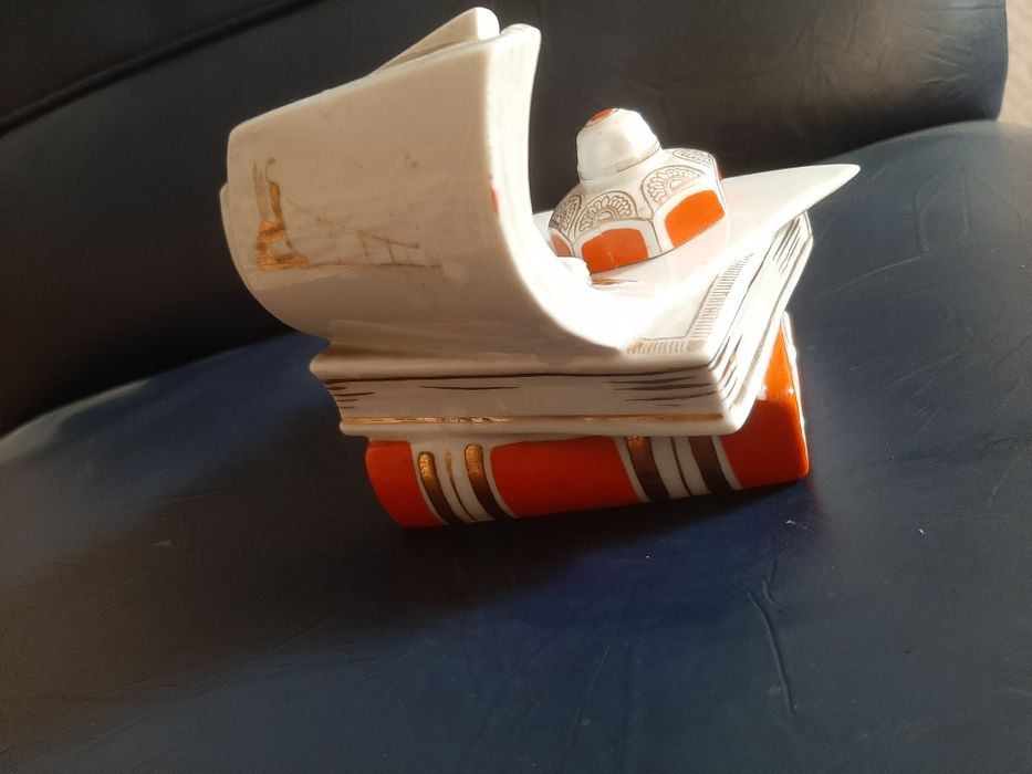 Фигурки, вазочки