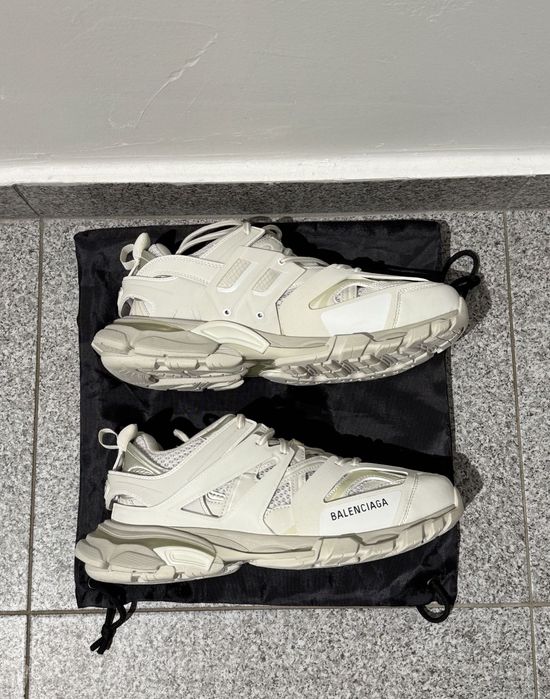Balenciaga track