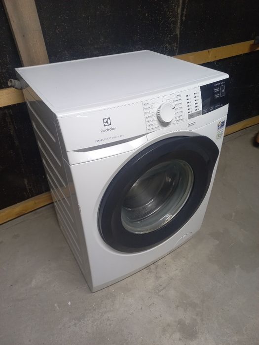 Продам стиральную машину