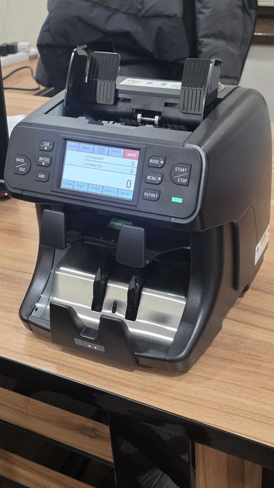 Pul sanaydigan moshinka