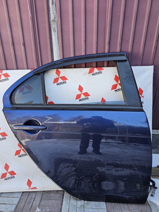 Крылья передние, капот