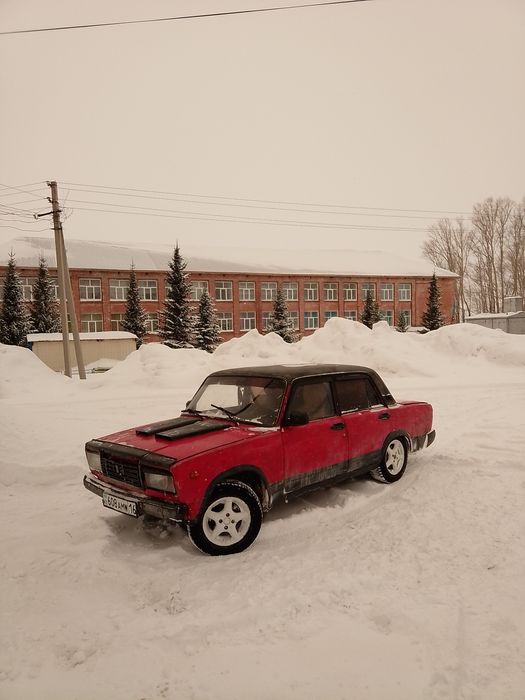 Ваз2107 продам 550000