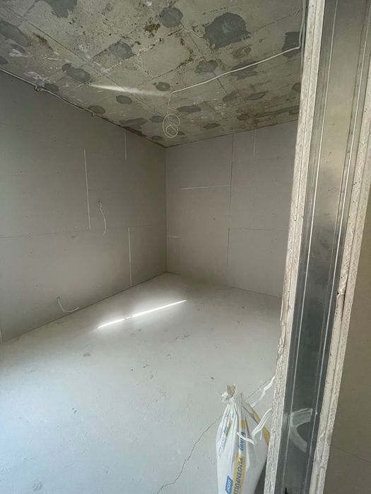 Продава се Двустаен апартамент в Варна, Чайка - 80 кв.м за 1750 €/кв.м - Снимка #1