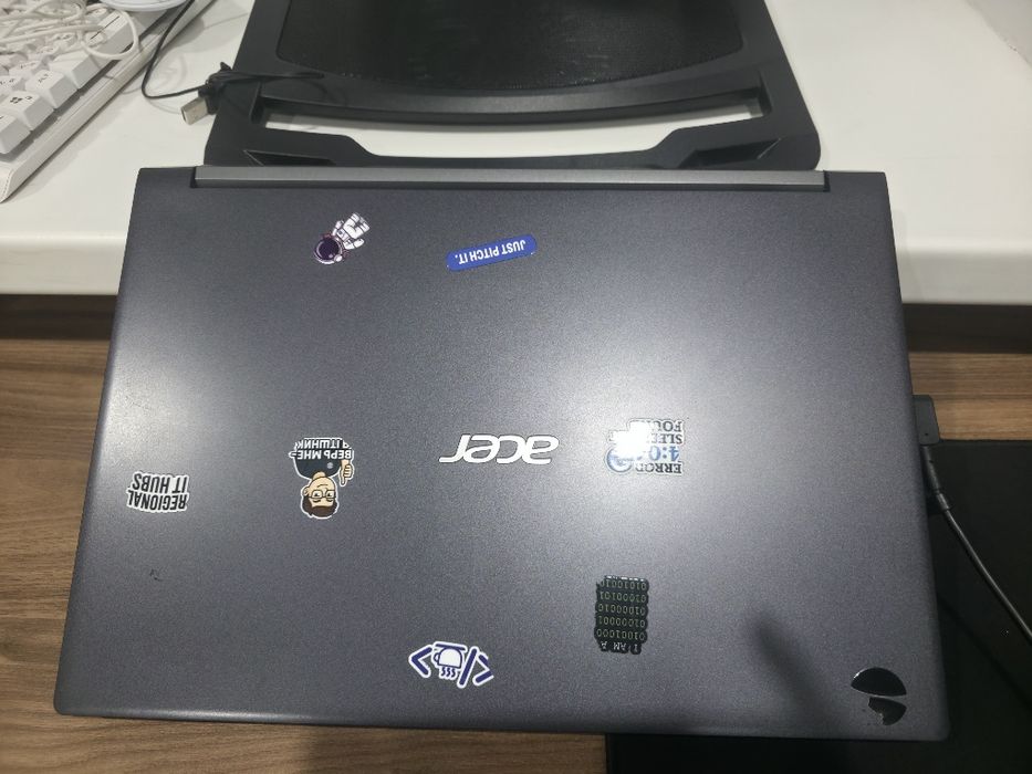 Ноутбук Acer Aspire 7 A715-42G