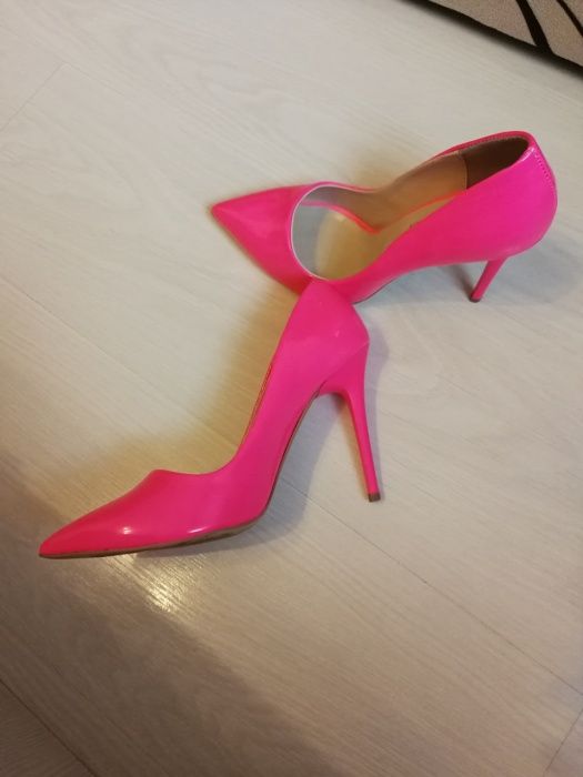 Pantofi eleganti nr 39