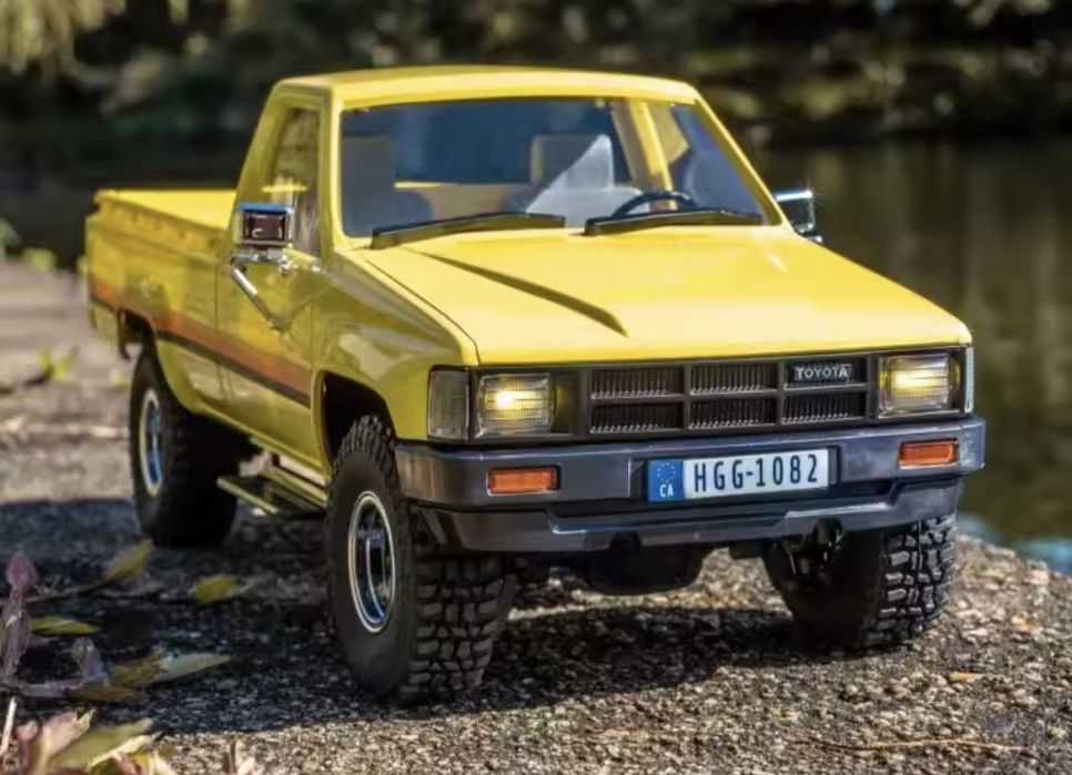 Colecție modele RTR scara 1:18 Toyota și Chevrolet