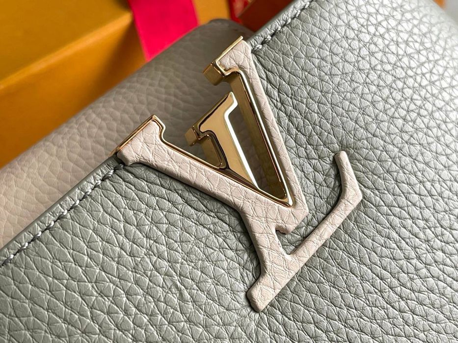 Geanta Louis Vuitton Capucines BB