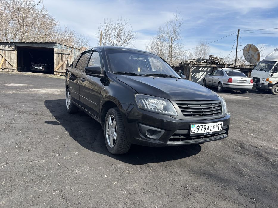 Гранта лифтбек 8клап