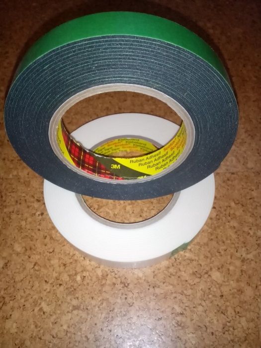 Двойнолепяща лента