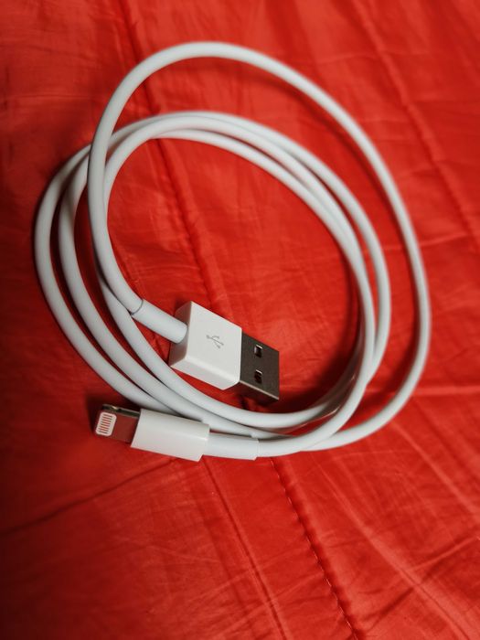 Cablu Lightning iPhone de incarcare si transfer date Original  Apple