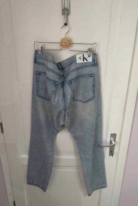 Pantalon blugi rupti CALVIN KLEIN marimea 36W