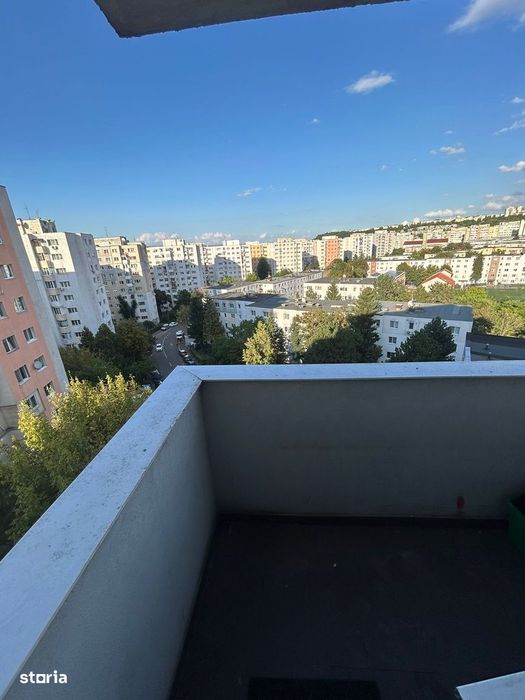 Apartament de vanzare 2 camere decomnadate direct de ;la proprietar PF