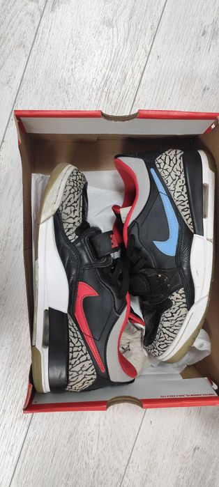 Маратонки Nike Jordan 41 номер