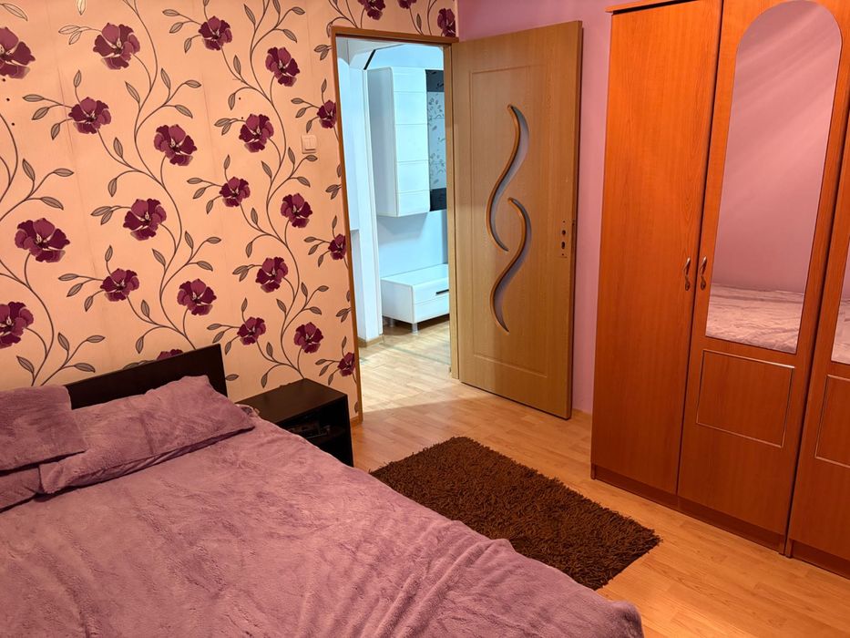 Apartament două camere de închiriat