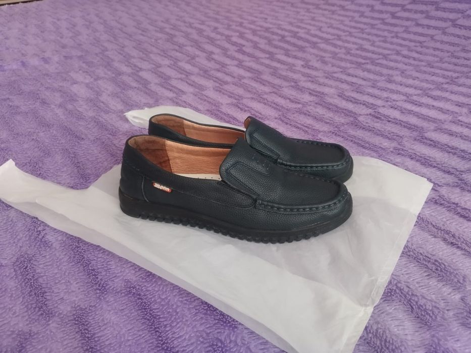 Продам макасины (лоферы )