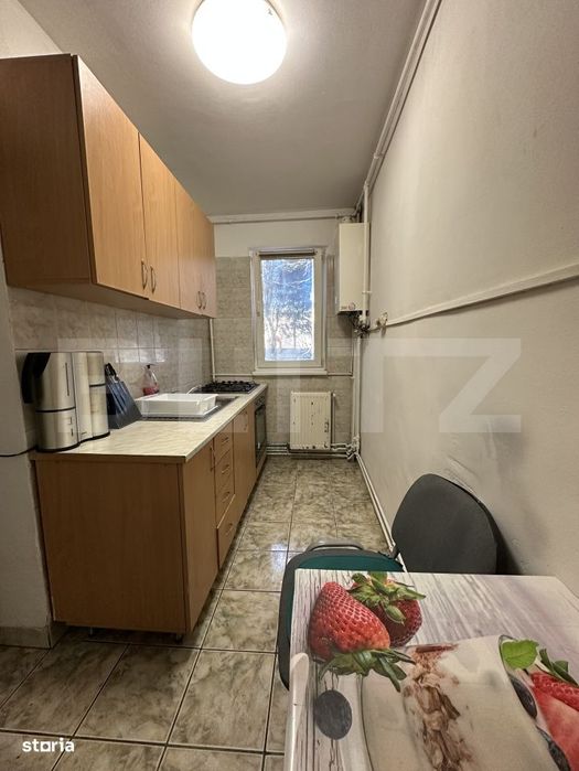 Apartament de vanzare, 55 mp, zona Dambu Pietros