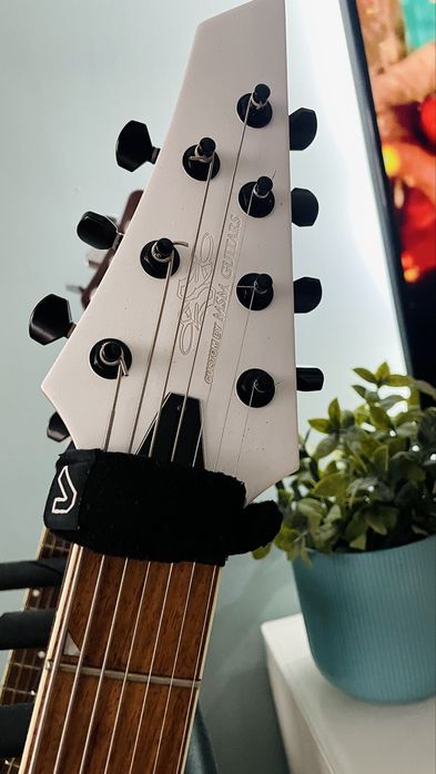 Jackson JS Series JS32-7 string Dinky DKA