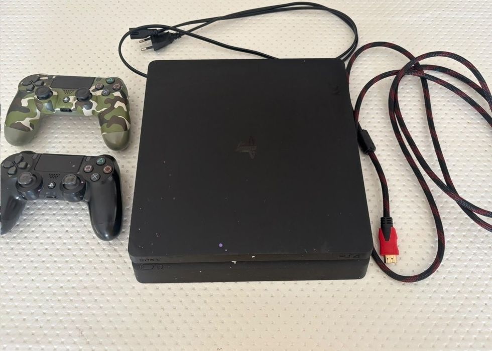 Playstation 4 Слим 1 терабайт