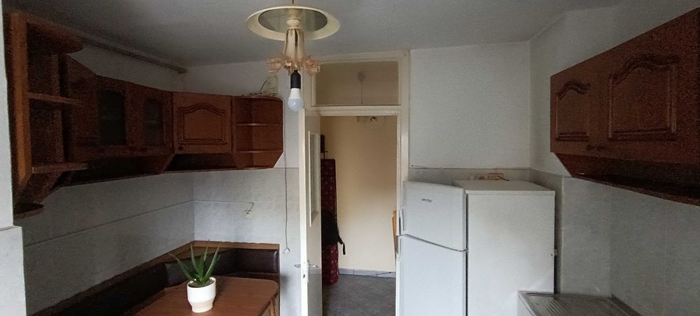 PROPRIETAR, inchiriez apartament 3 cam Complexul Studentesc,  Centrala