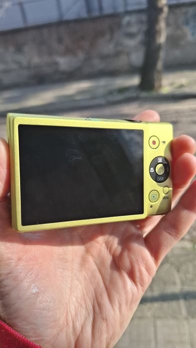 Компактен дигитален фотоапарат Canon IXUS 125HS