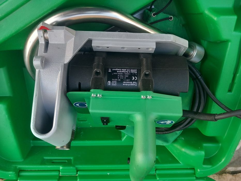 Leister groover 500