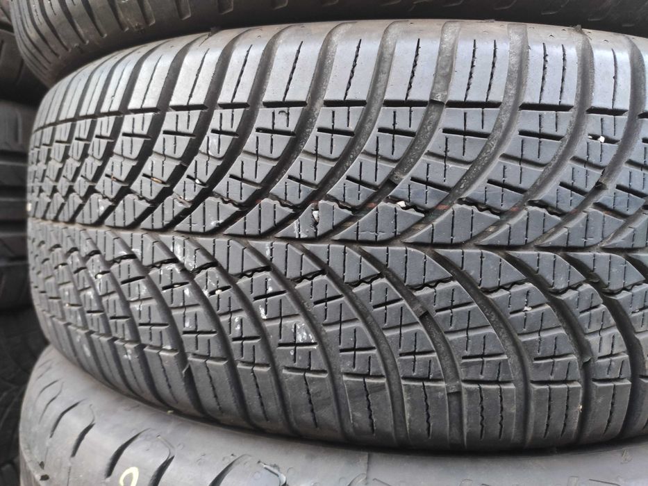 2бр Всесезонни гуми 205 55 16 - Goodyear - DOT 2024