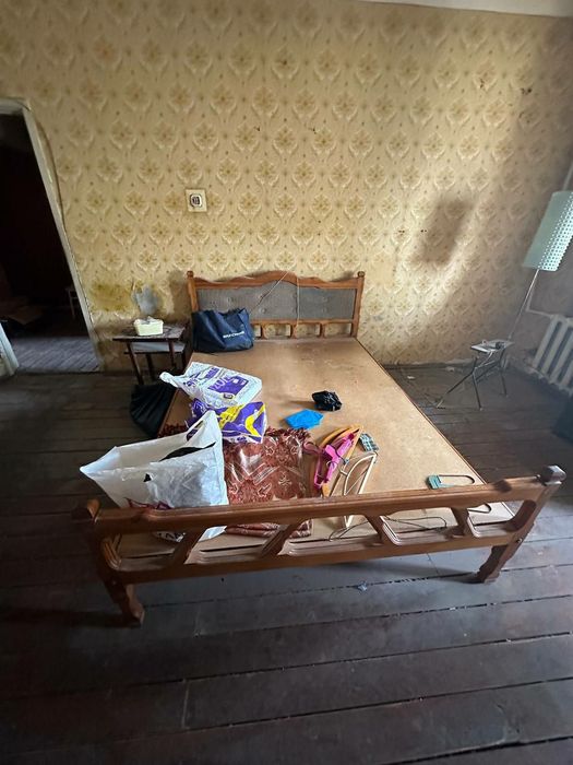 Продается деревянная кровать