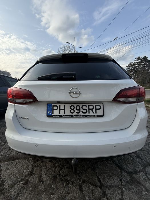 Opel Astra 2021 1.5 diesel full optionala