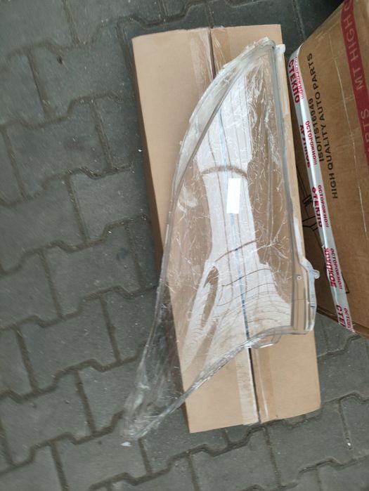 Стекло фара Лексус рх 330