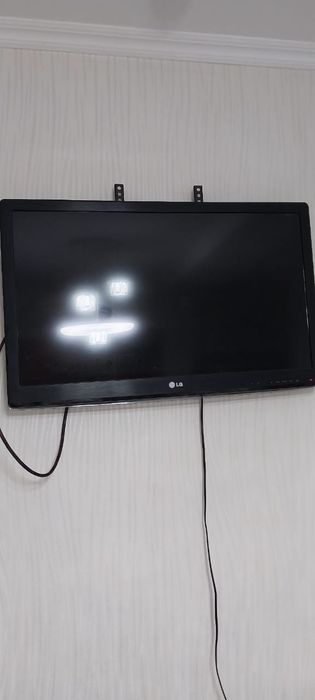 Телевизор LG (б/у)