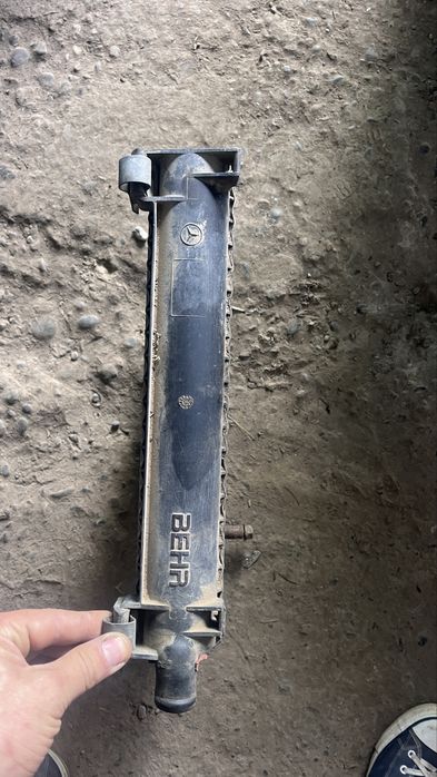 Мерседес радиатор 124.190