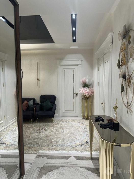 Darkhan Avenue у парка Тельмана — 110 м² на 3 этаже`