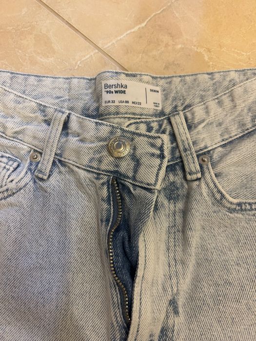 широки дънки на Bershka