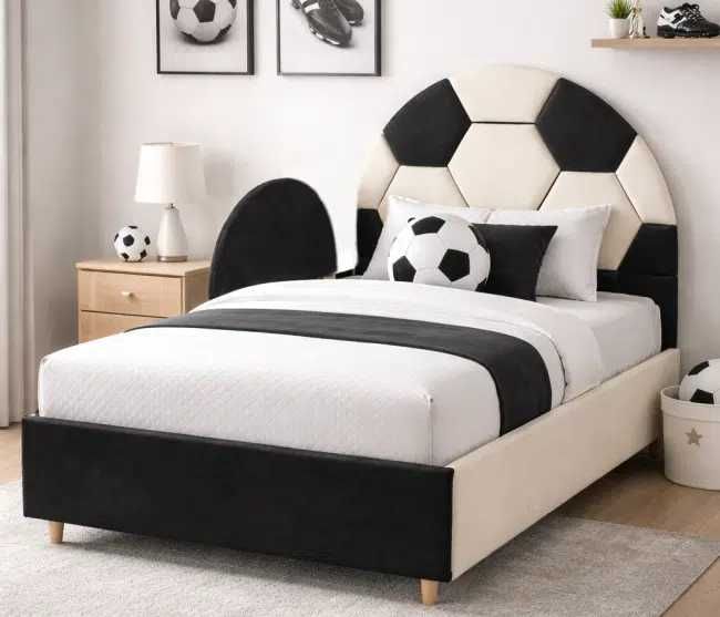 pat copii tapitat minge fotbal