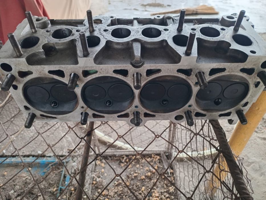 Продам головку двигателя