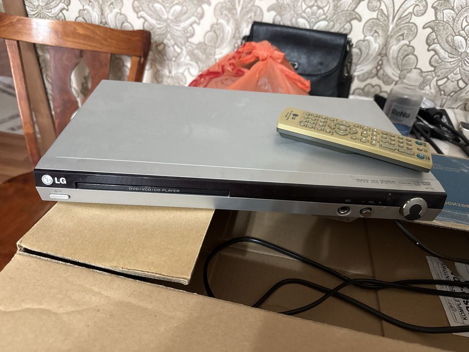 Продам dvd и blurei проигрыватель