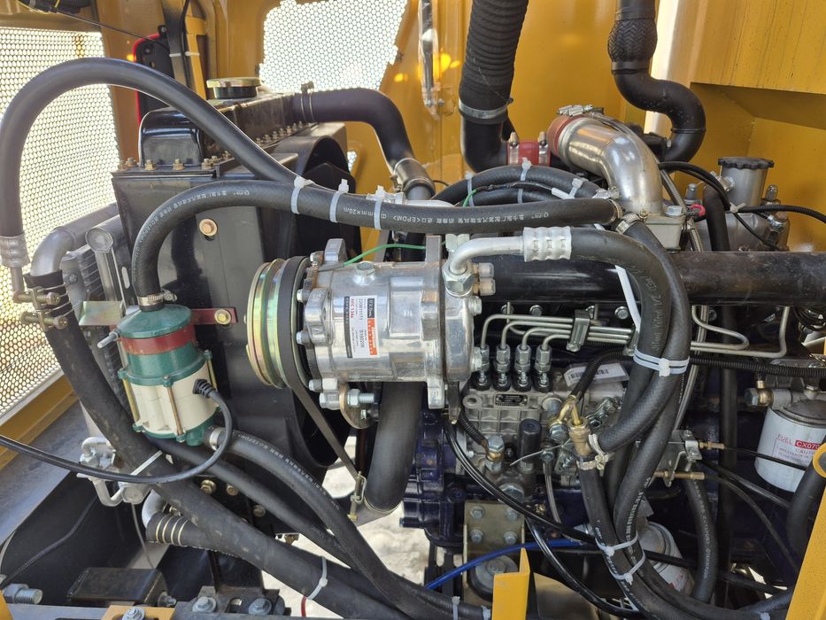 Погрузчик фронтальный