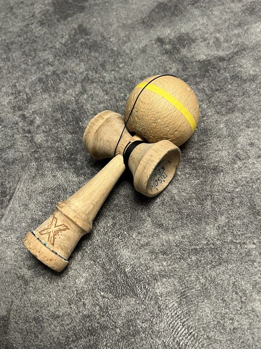 Kendama X semnata de 2SA_serg