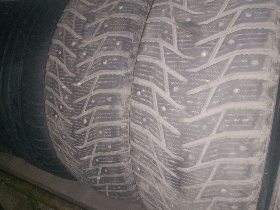Продам зимние шины