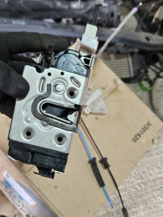 Broasca Usa spate E W212 C W204 CLS A0997300235/A0997300135