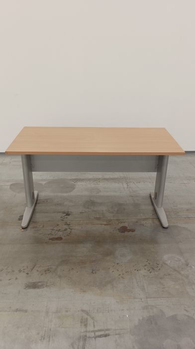 Офис бюра работни бюра плотове и крака