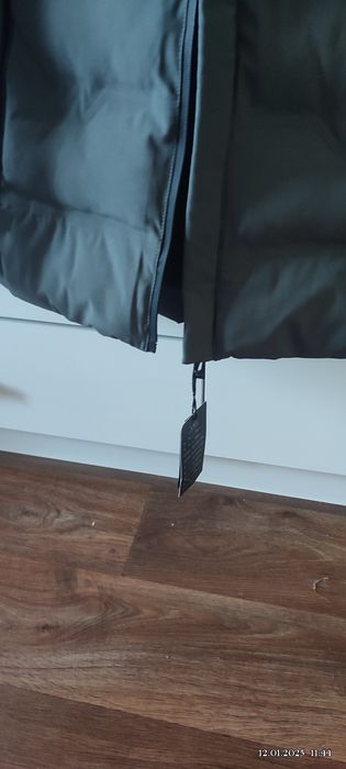 Куртка зимняя,новая..