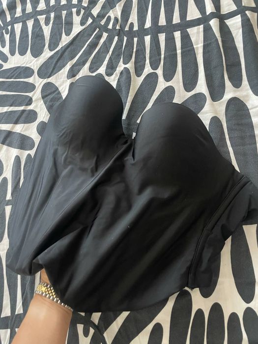 Елегантно бюстие