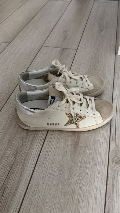 Golden Goose Sneakers