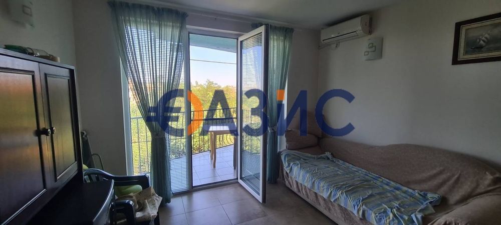 Продава се Тристаен апартамент в Черноморец - 100 кв.м за 1000 €/кв.м - Снимка #2